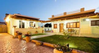 Fiorentinos Villa 4*