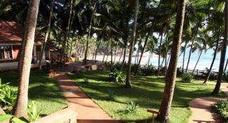 Coconut Bay Beach Resort 4*