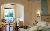 Туры в отель Colonna Grand Hotel Capo Testa