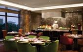Туры в отель The Leela Ambience Convention Hotel Delhi