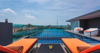 Garner Hotel Pattaya Central 4*